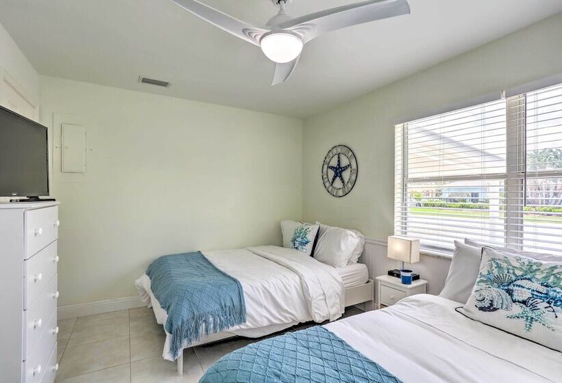 Ocean Access Jensen Beach Home: Dock & Lanai!