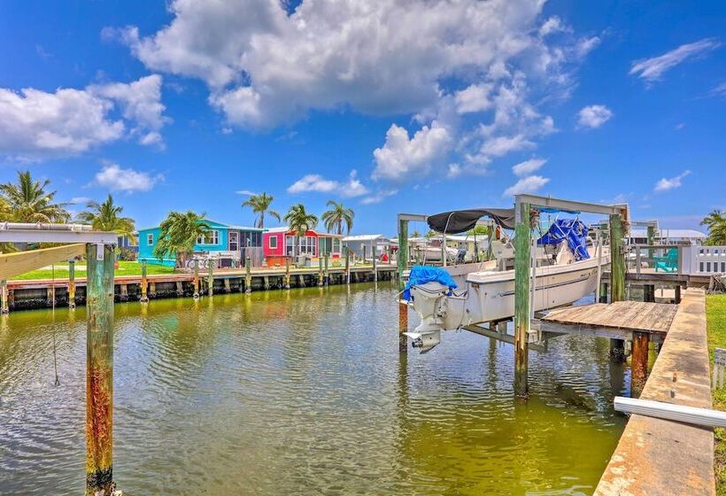 Ocean Access Jensen Beach Home: Dock & Lanai!