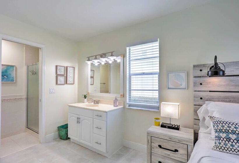 Ocean Access Jensen Beach Home: Dock & Lanai!