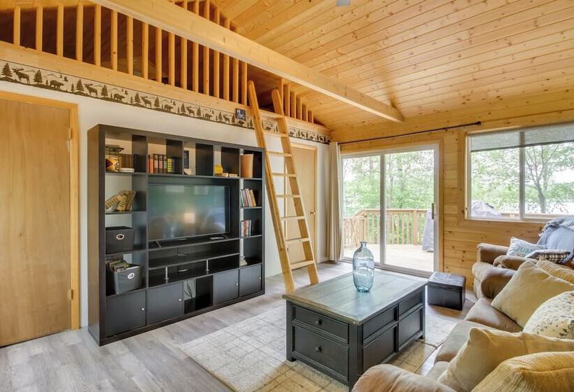 Lakefront Cabin W/ Deck, Games, & Views!