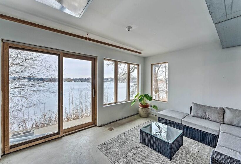 Lakefront Genoa City Home W/ Private Beach