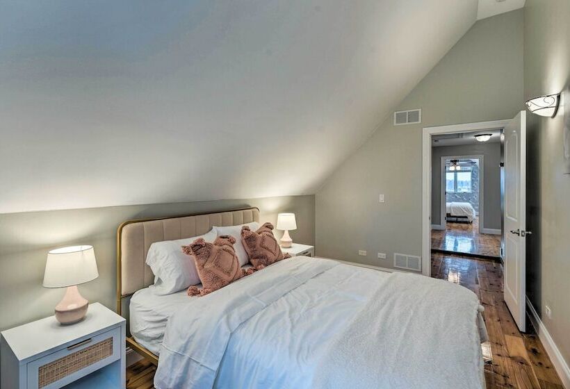 Lakefront Genoa City Home W/ Private Beach