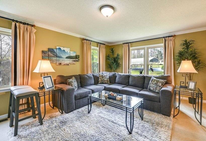 Dock & Kayaks: Lakefront Roanoke Rapids Home