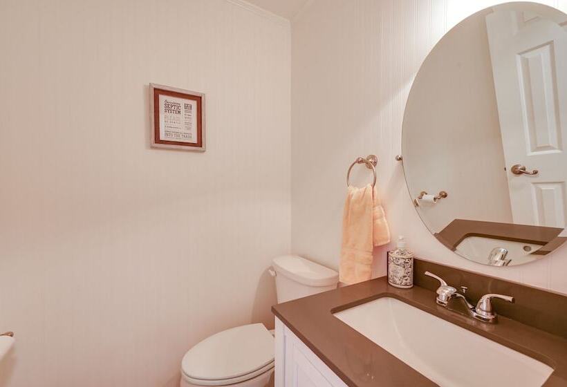 Dock & Kayaks: Lakefront Roanoke Rapids Home