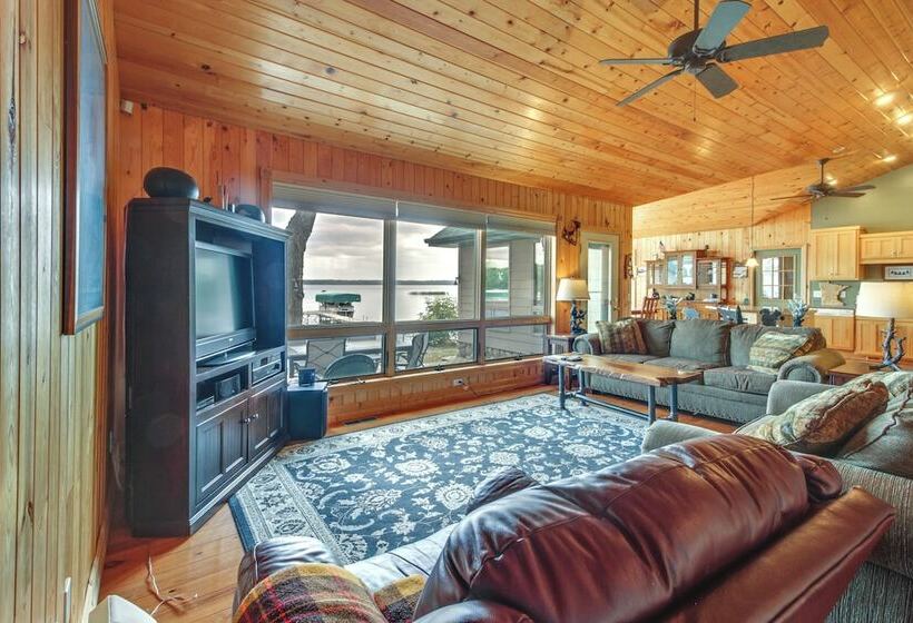 Lakefront Isle Escape W/ Dock + Fire Pit!