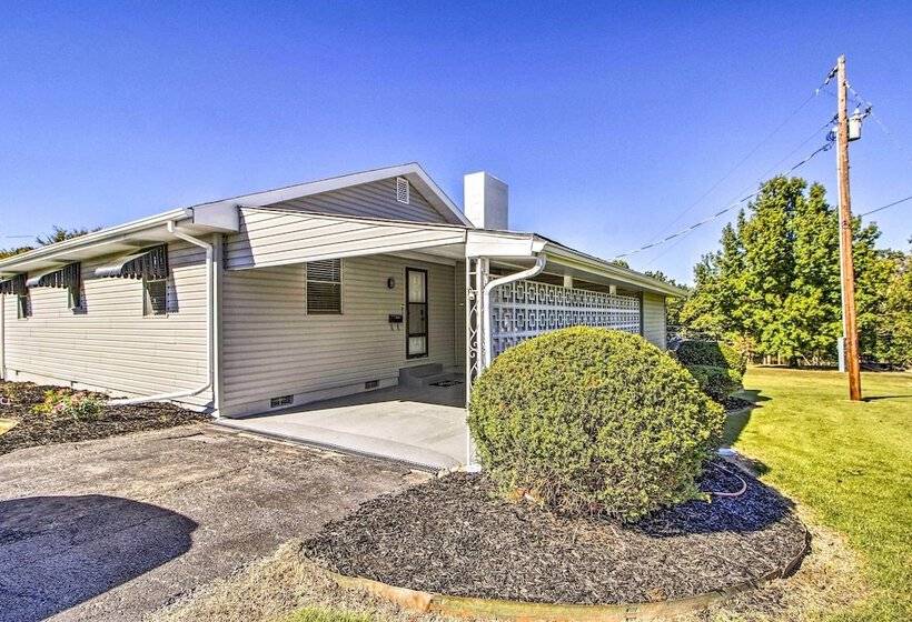 Lakeview Home   1 Mile From Bull Shoals Lake!