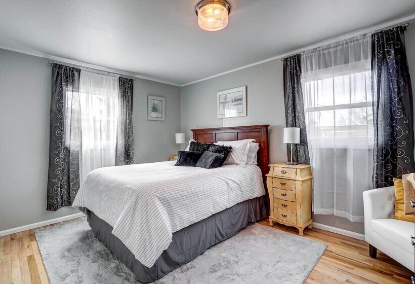 Laramie Vacation Rental: 2 Mi To Downtown!