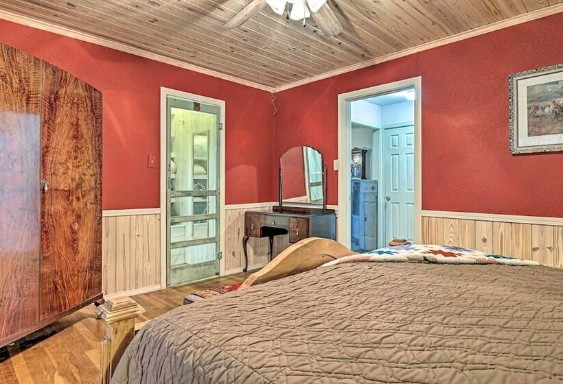 Llano Home With Yard: Walk To Restaurants!