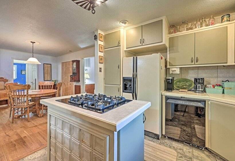 Llano Home With Yard: Walk To Restaurants!