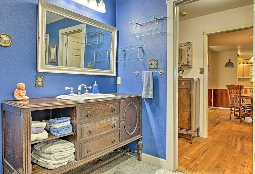 Llano Home With Yard: Walk To Restaurants!