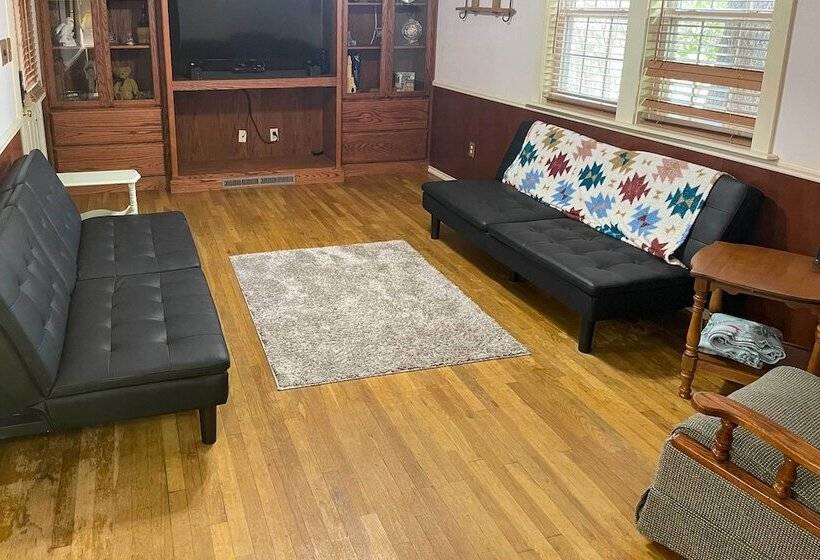 Llano Home With Yard: Walk To Restaurants!