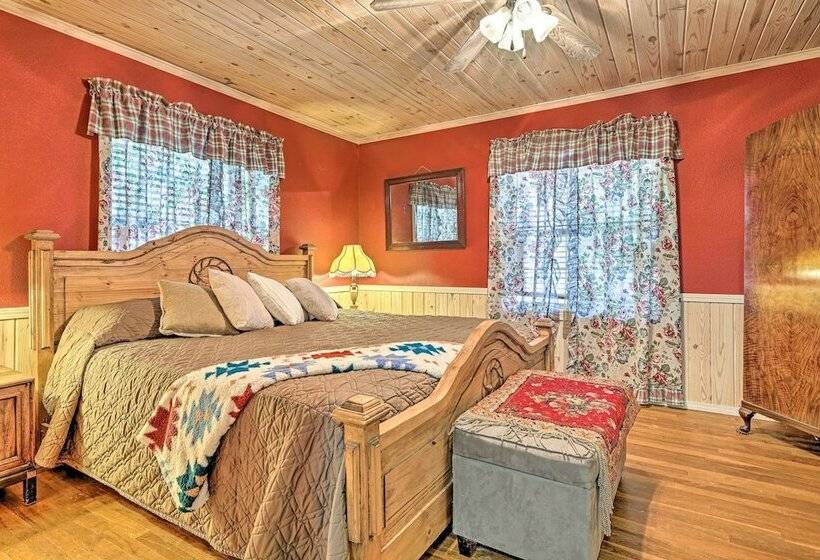 Llano Home With Yard: Walk To Restaurants!