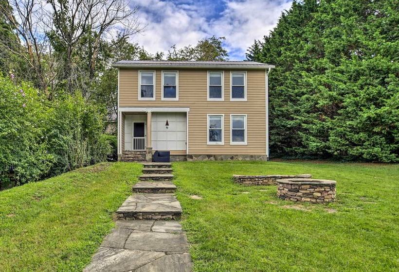 Lovely Blacksburg Hideaway < 1 Mi To Virginia Tech