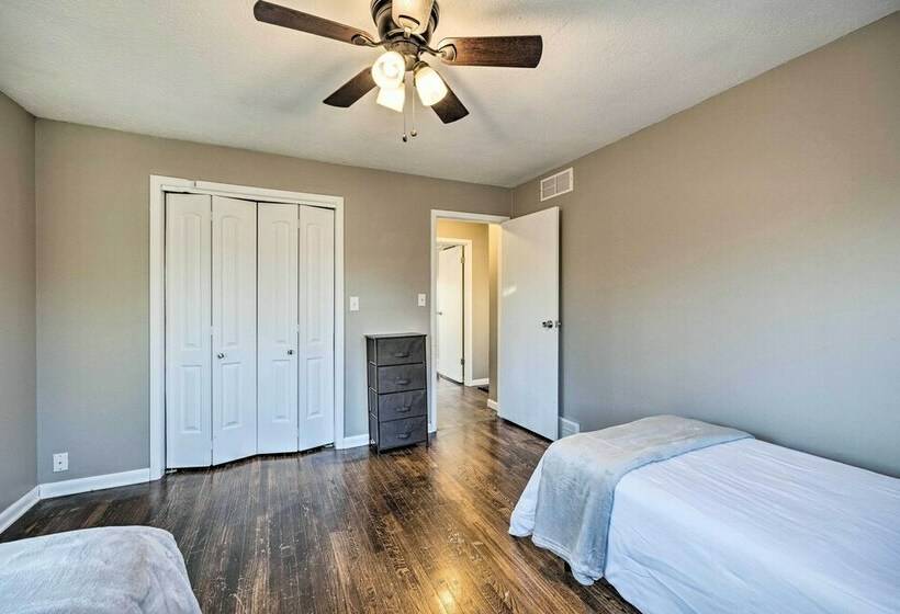 Lovely Wichita Home W/ Patio & Fire Pit!