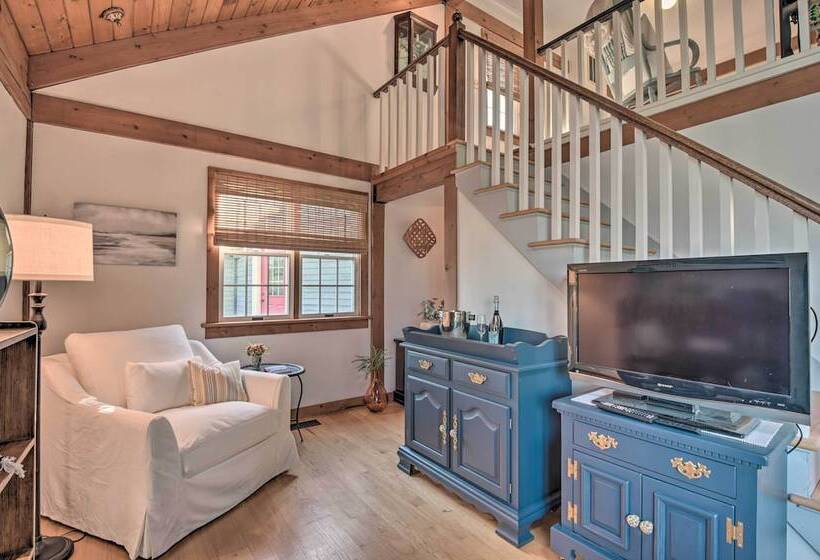 Lovettsville Cottage In Heart Of Wine Country