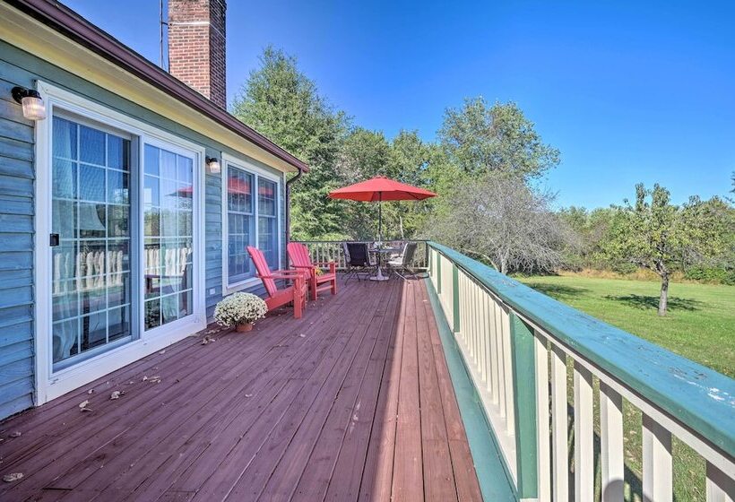 Lovettsville Cottage In Heart Of Wine Country