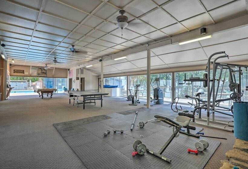 Lush Garfield Cabin W/ Community Pool & Lake!