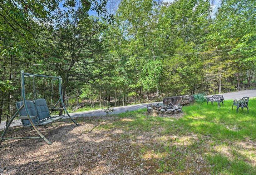 Lush Garfield Cabin W/ Community Pool & Lake!