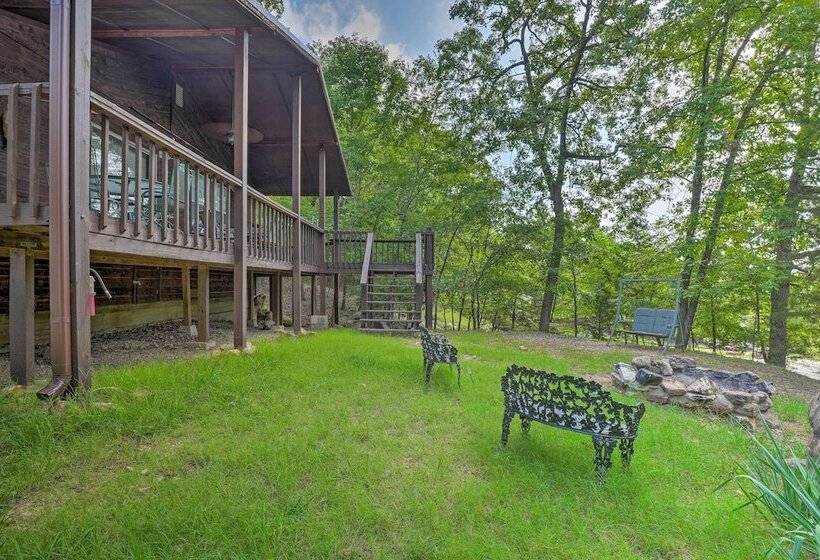 Lush Garfield Cabin W/ Community Pool & Lake!