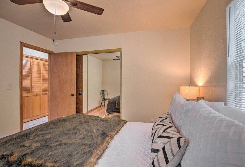 Lush Garfield Cabin W/ Community Pool & Lake!