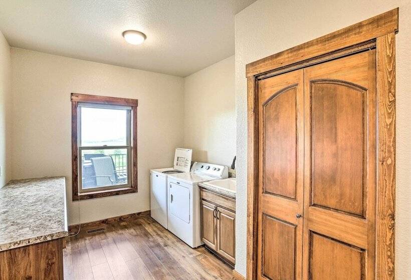 Luxe Spearfish Hideaway: Golf, Hike, Explore!