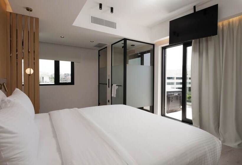 Lux&easy Signature Syggrou 234