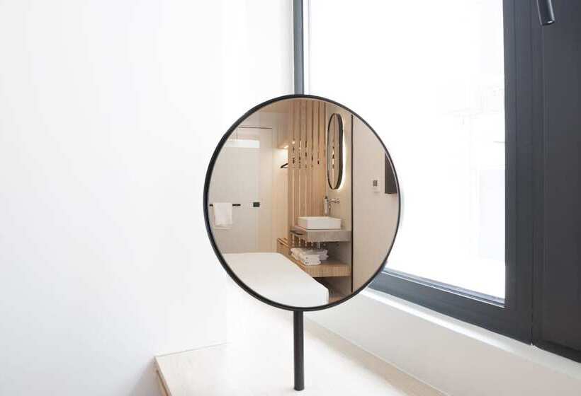 Lux&easy Signature Syggrou 234