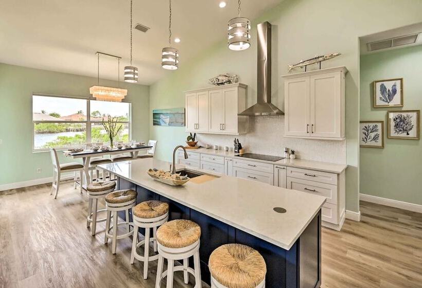 Luxurious Canal Front Retreat W/ Game Room!