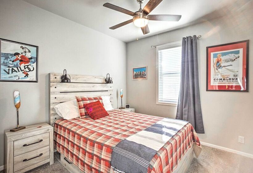 Magnificent Gypsum Retreat On The Colorado River!