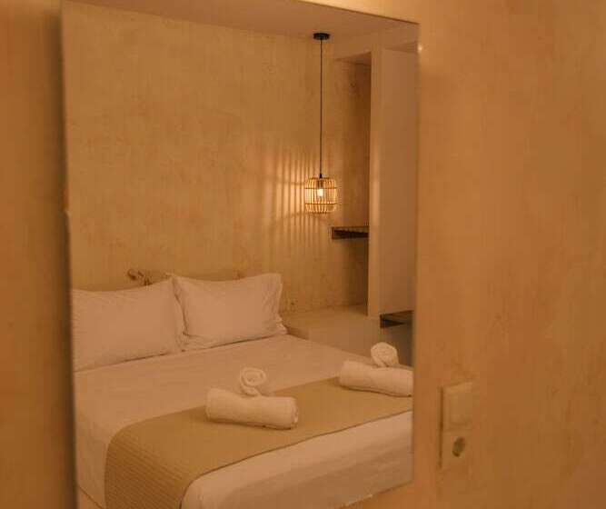 Mani Luxury Suites