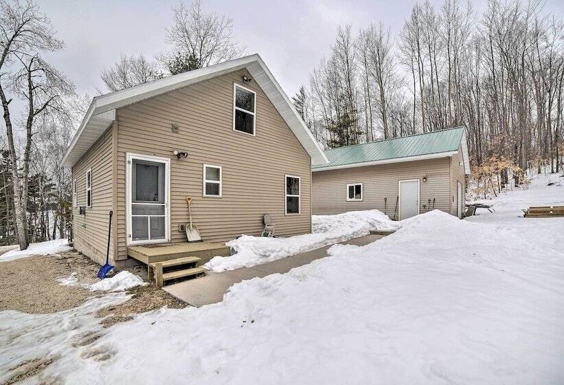 Manistique Cabin W/ Grill   Near Thunder Lake