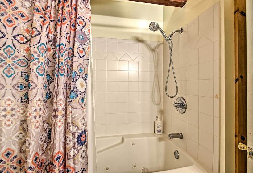 Massanutten Resort Log Cabin W/ Mountain Views!