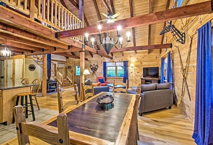 Massanutten Resort Log Cabin W/ Mountain Views!