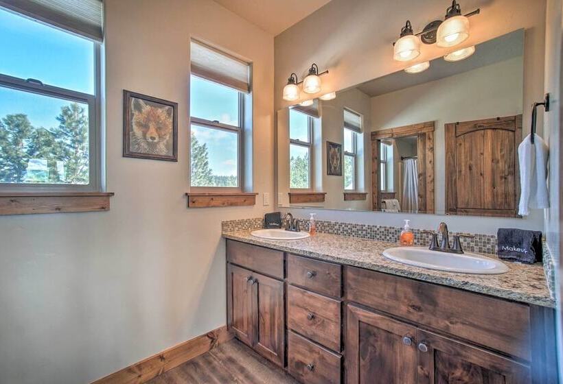 Mccall Home + Hot Tub ~ 2 Mi To Payette Lake