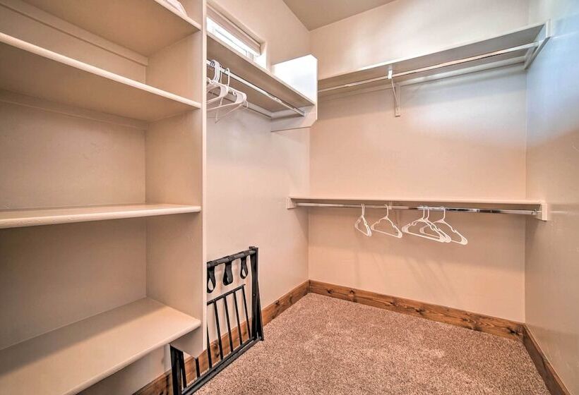 Mccall Home + Hot Tub ~ 2 Mi To Payette Lake