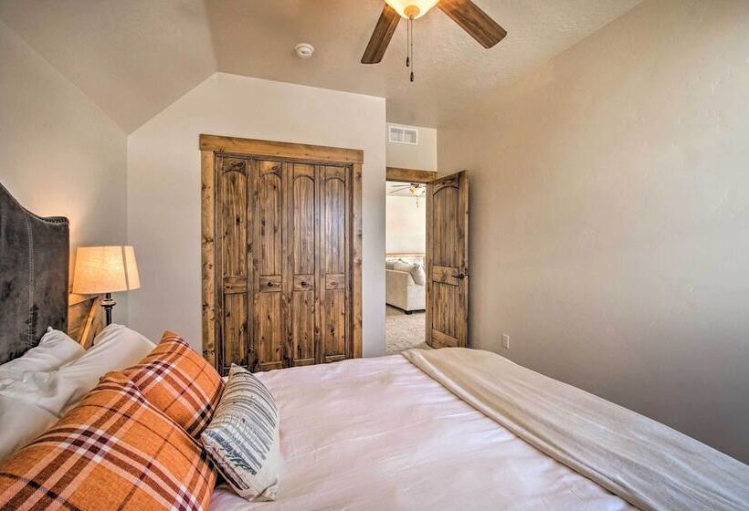 Mccall Home + Hot Tub ~ 2 Mi To Payette Lake