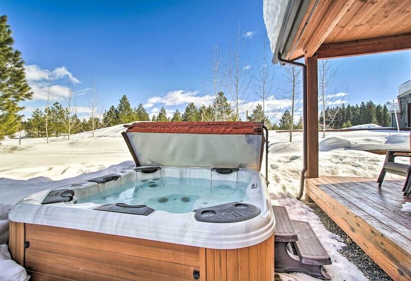 Mccall Home + Hot Tub ~ 2 Mi To Payette Lake