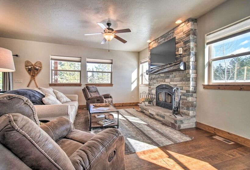 Mccall Home + Hot Tub ~ 2 Mi To Payette Lake