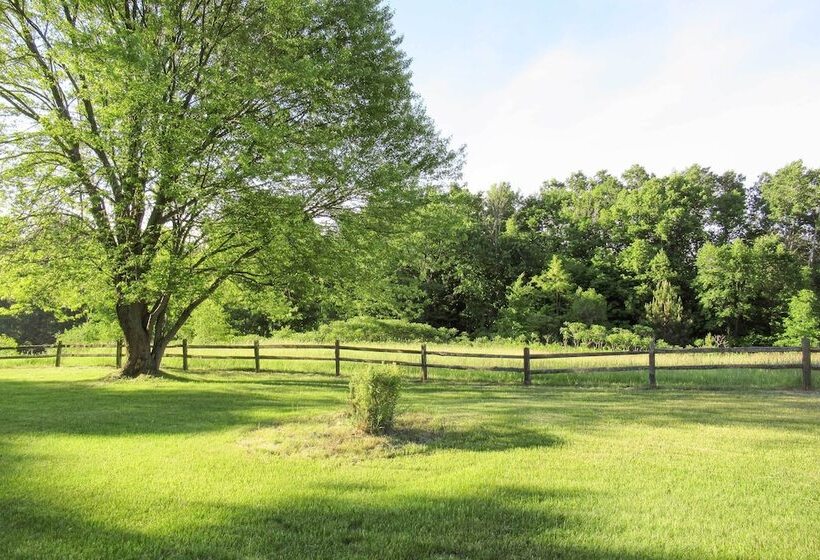 Wilderness Retreat & Cross Country Ski Center!