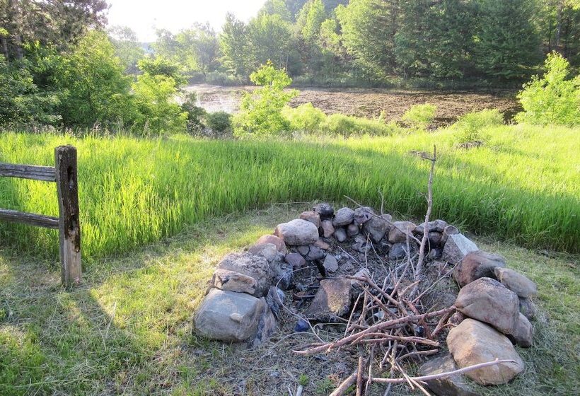 Wilderness Retreat & Cross Country Ski Center!