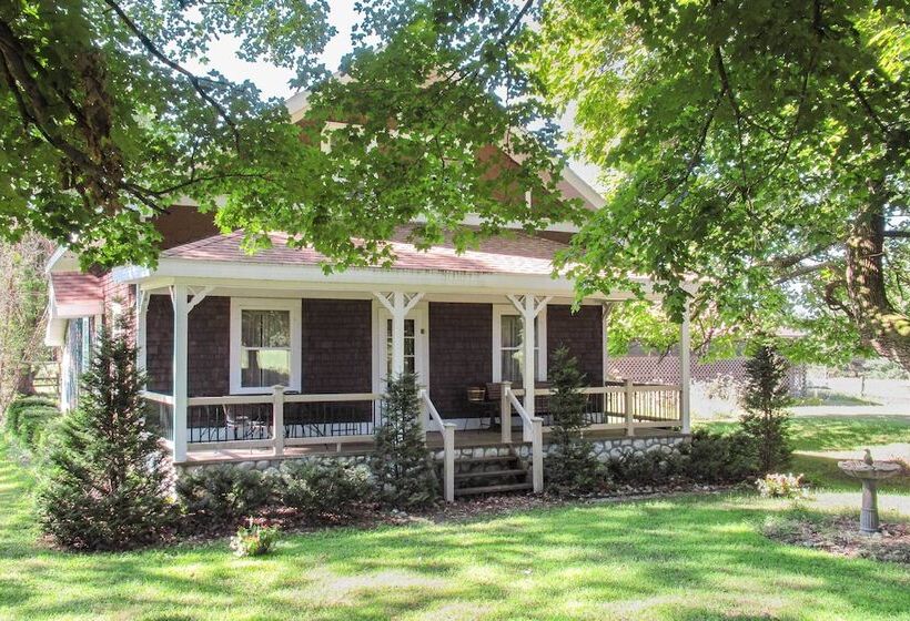 Wilderness Retreat & Cross Country Ski Center!