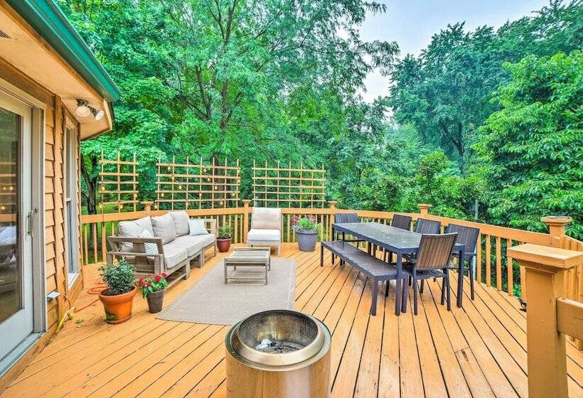 Michiana Shores Retreat W/ Deck + Fire Pit!