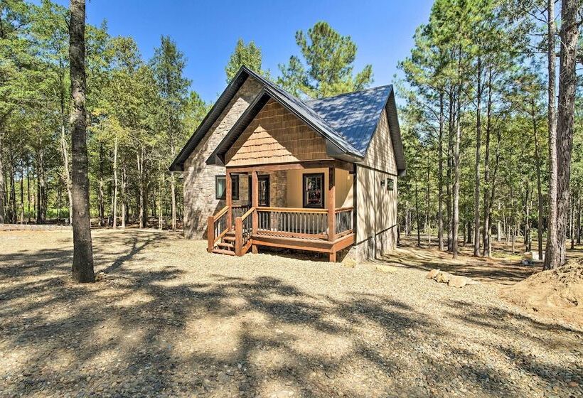 Modern Broken Bow Cabin, Near Lake + Wineries