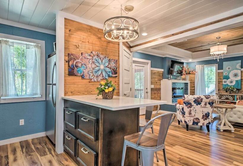 Modern Broken Bow Cabin, Near Lake + Wineries