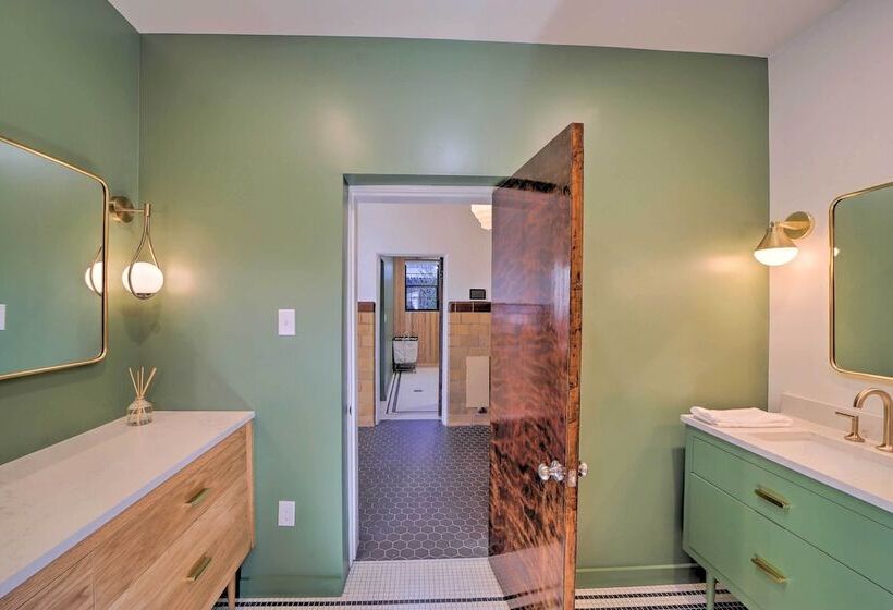 Modern Downtown Tulsa Friend Pad W/ Games!