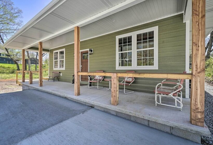 Modern Retreat W/ Deck: Walk To White River!