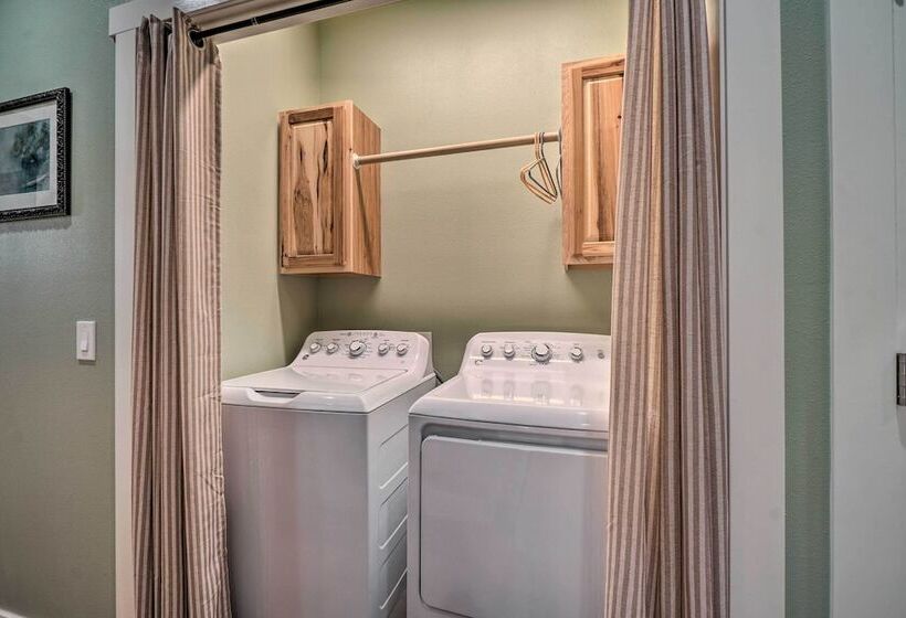 Modern Retreat W/ Deck: Walk To White River!