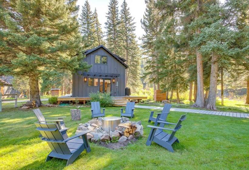 Modern Riverfront Home: 6 Mi To Big Sky Town!