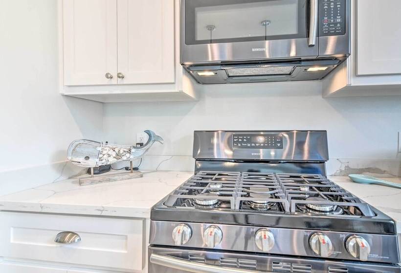 Modern Waveland Home W/ Deck   Walk To The Beach!