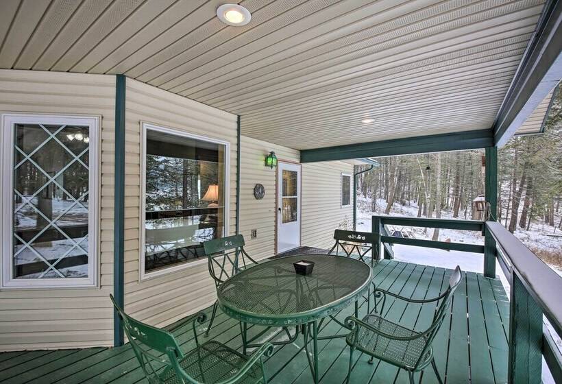 Montana Home On 5 Acres: Near Lake Koocanusa!